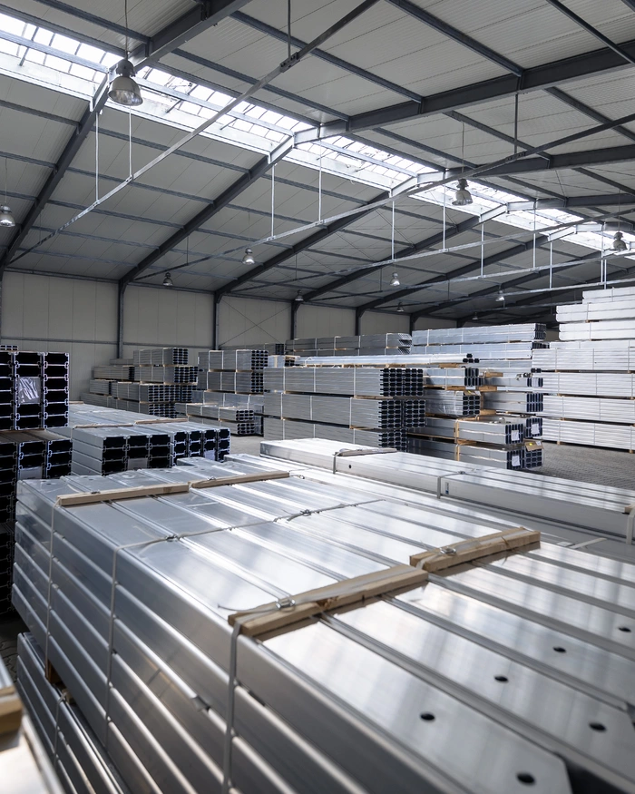HALTEC bâtiment de stockage avec structure en aluminium